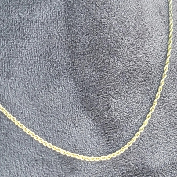 Unmarked Silvertone Chain Strap Necklaces 18" Gold - Picture 6 of 7